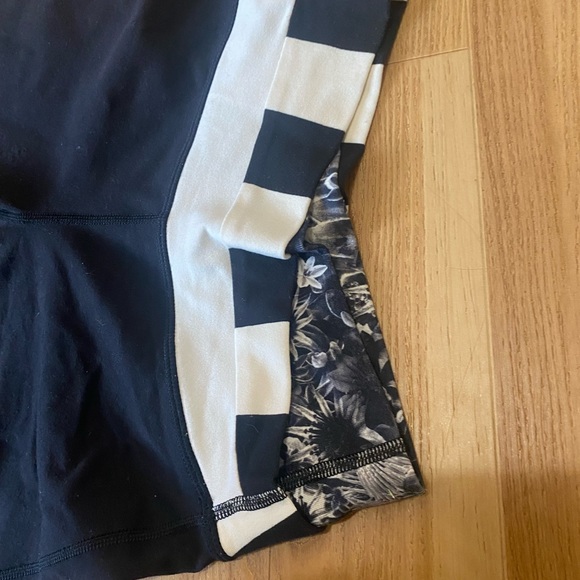 Lululemon Astro Groove Yoga Pants Black Size 2 - Picture 7 of 8